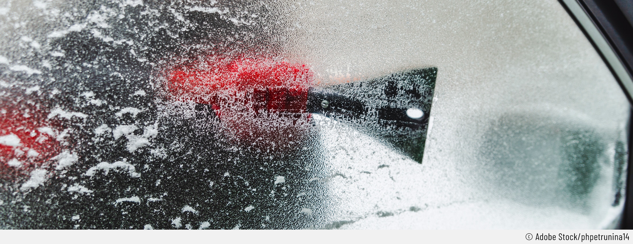 Auto eingefroren? Tipps & Tricks zum Eiskratzen!